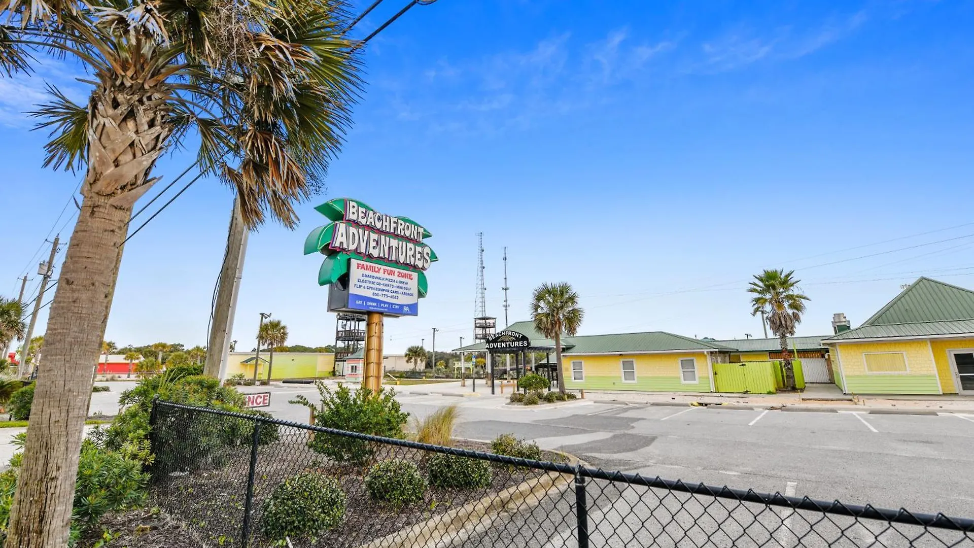 Emerald Beach #1227 By Book That Condo Panama City Beach 0*,
